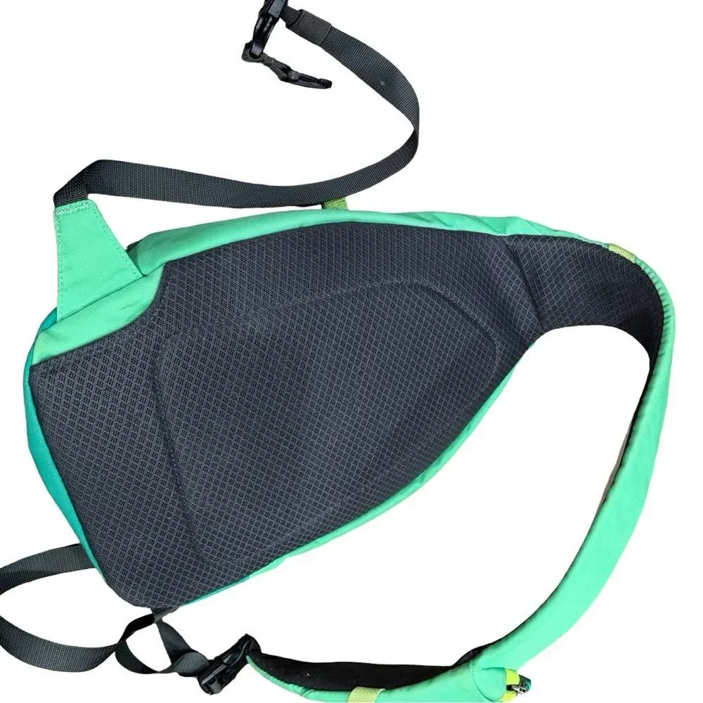 🎒 Patagonia Atom Sling 8L – Green Lightweight‎ Crossbody Bag 🌿